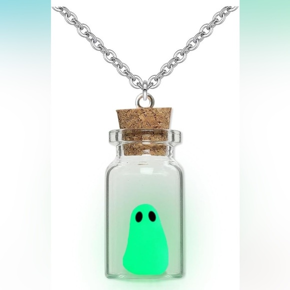 Jewelry - Ghost in a bottle glow necklace